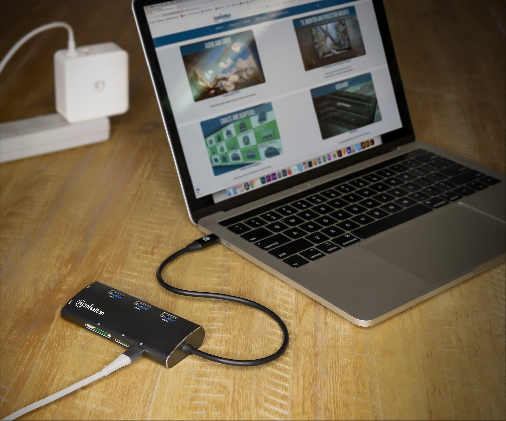 Adattatore USB-C™ SuperSpeed Multiporta - immagine 10