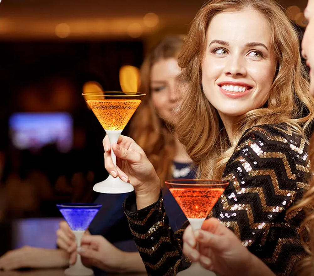 Confezione da 6 Bicchieri da Cocktail con 6 Colorazioni LED - immagine 9