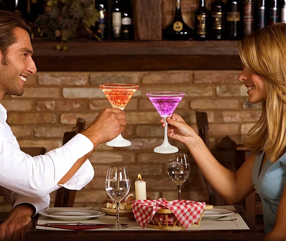 Confezione da 6 Bicchieri da Cocktail con 6 Colorazioni LED - immagine 10