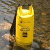 Sacca Impermeabile 20L Dry Bag con Tracolla Regolabile Giallo - immagine 2