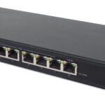 Switch PoE+ Gigabit Ethernet a 8 porte con passthrough PoE