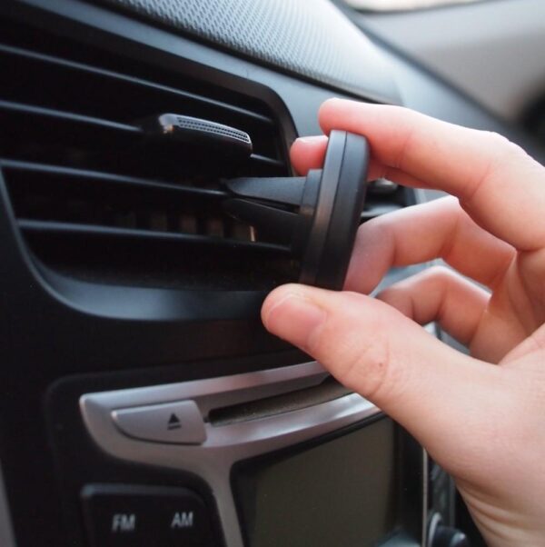 Supporto Magnetico da Auto per Smartphone e Tablet Nero - immagine 7
