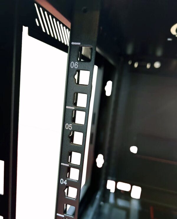 Armadio Rack 19'' a muro 12 unità sezione unica prof. 600mm Nero - immagine 4