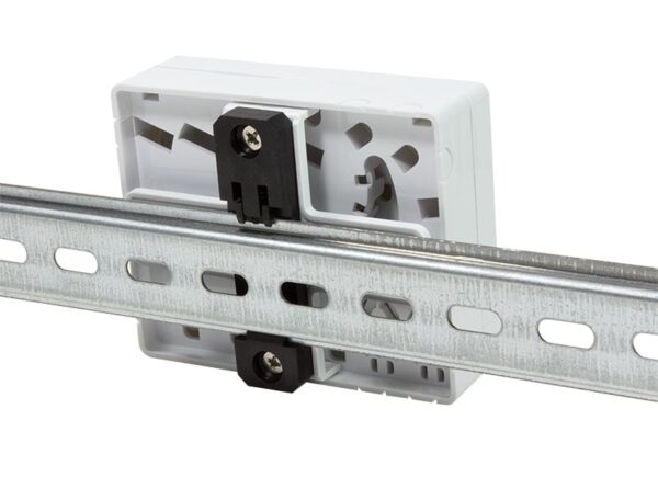Scatola di connessione indoor FTTH per 4 fibre, 4 adattatori, per guida DIN - immagine 5