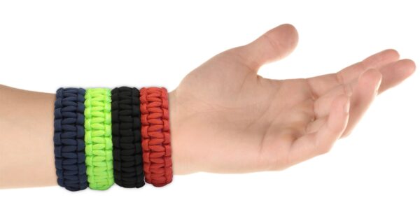 Bracciale Paracord con Micro USB Rosso - immagine 5