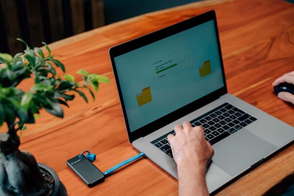 Pocket SSD Portachiavi con Attacco per Cavo USB-C™ 1TB Nero Blu - immagine 7