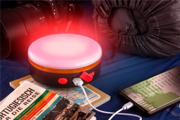 Lampada da Campeggio Solare a LED con Telecomando IR e Powerbank - immagine 6