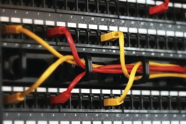 Pannello Patch UTP 48 posti RJ45 cat. 6 - immagine 6