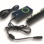 Alimentatore Universale AC per Notebook e LCD 70W con porta USB