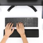 Tappetino Poggiapolsi Ergonomico in Gel per Tastiera Nero