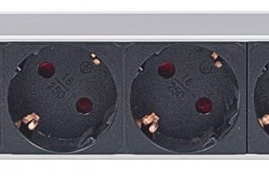 Multipresa Verticale per Rack 12 Posti Spina Schuko Angolata