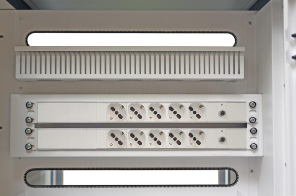 Carrello Stazione di Ricarica Ventilato 30 Notebook o Smartphone Bianco/Blu - immagine 8