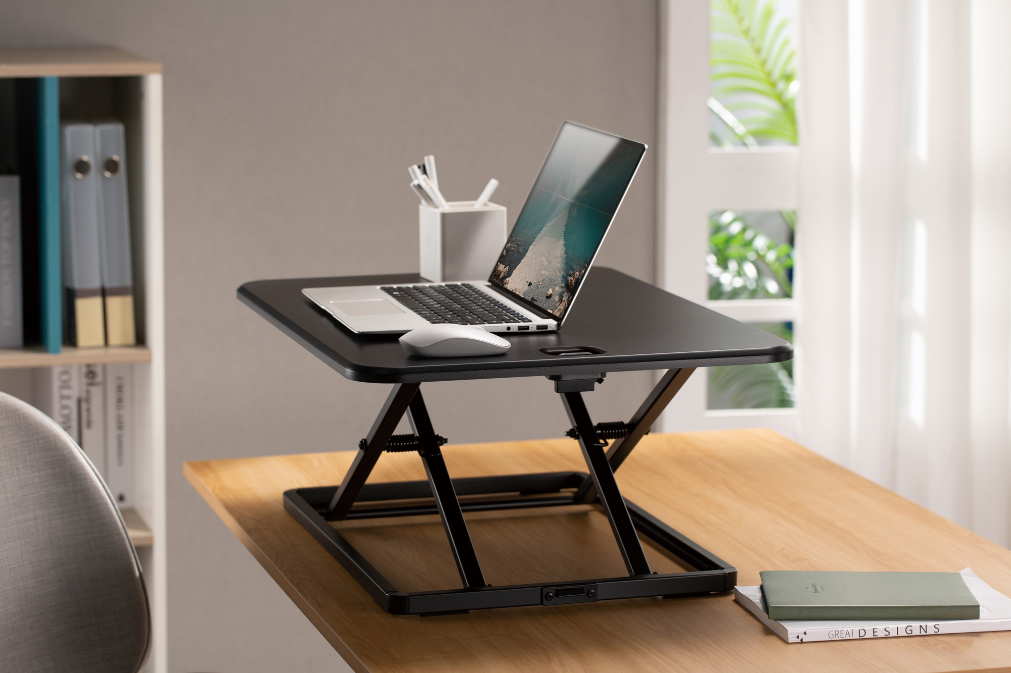 Convertitore da Scrivania In Piedi Postazione di Lavoro Sit Stand Ultra Slim Altezza Regolabile - immagine 10