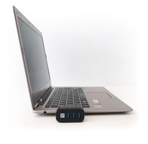 Mini Hub Rotante con 3 Porte USB 3.0 Nero - immagine 7