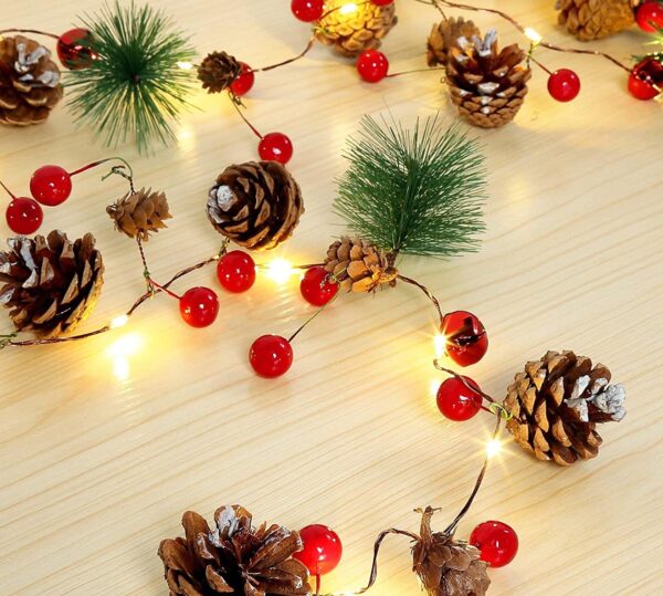 20 Luci LED in Filo d'argento Pigne e Bacche Rosse - immagine 7