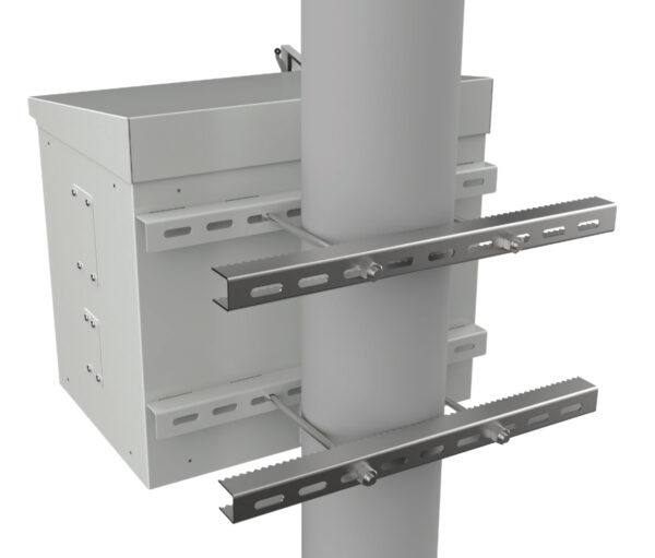 Armadio Rack 19'' Fissaggio a Palo P 425 mm IP66 Midi - immagine 3