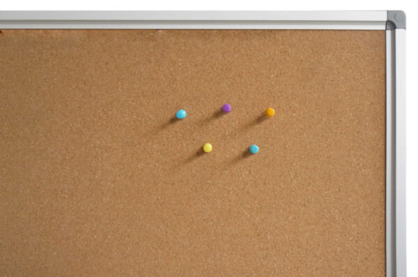 Bacheca Lavagna in Sughero Cornice in Alluminio Anodizzato 60x90 cm - immagine 3