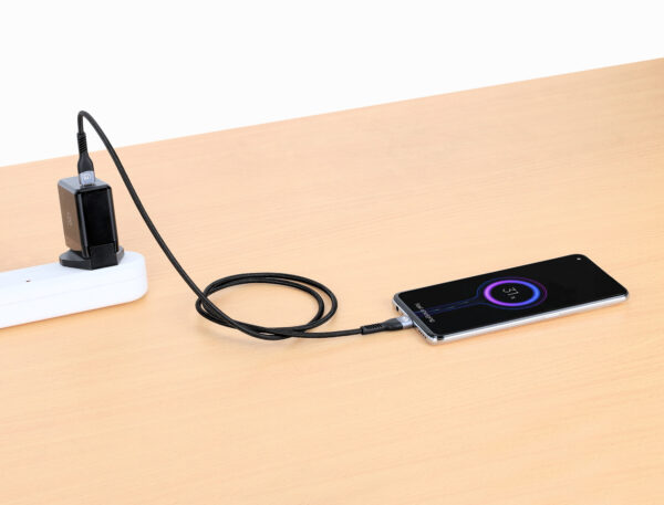 Cavo USB 2.0 EPR USB-C™ M/M 240W PD 3.1 e-Mark 2m - immagine 9