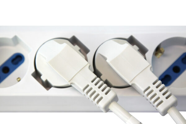 Multipresa 5 Posti Italiana Bipasso con 2 Prese USB - immagine 6
