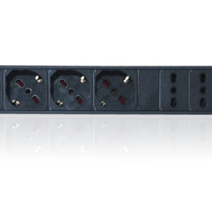 Multipresa 8 Posizioni da Rack 19'' con Interruttore Spina Italiana 1U