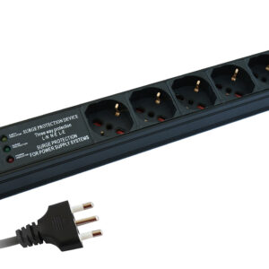 Multipresa 7 Posti da Rack 19'' con Filtro di Protezione 3 LED Spina Italiana 1U