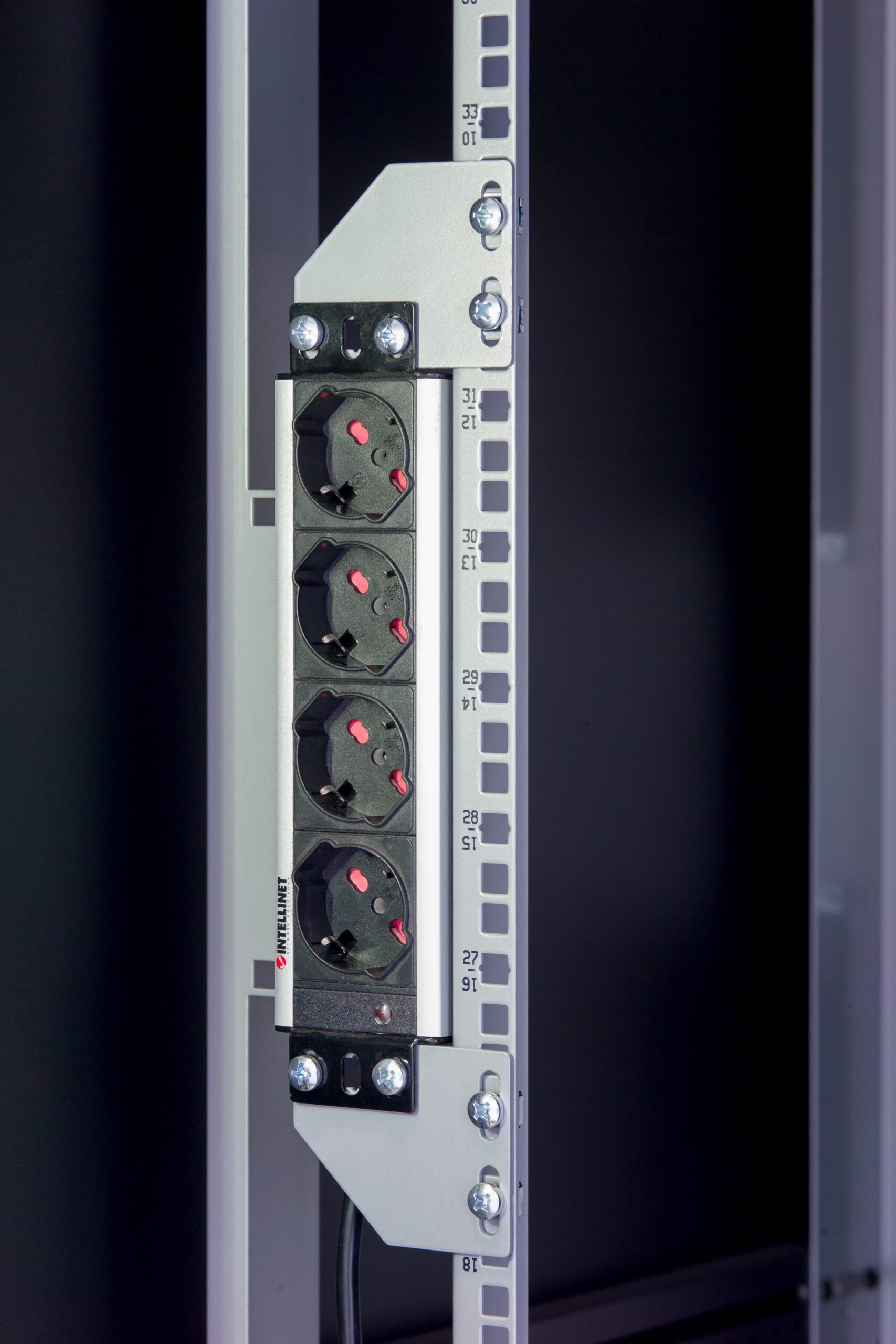 Staffe per Montaggio Verticale su Montanti Rack Nero - immagine 2