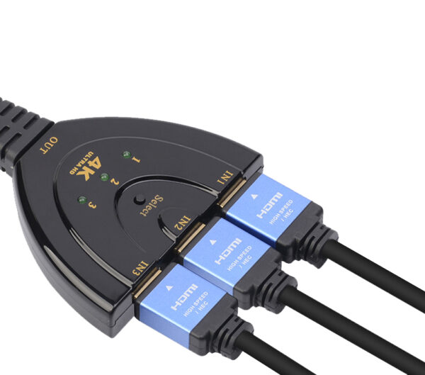 Switch Splitter HDMI 3x1 Pigtail 4Kx2K Compatto - immagine 9