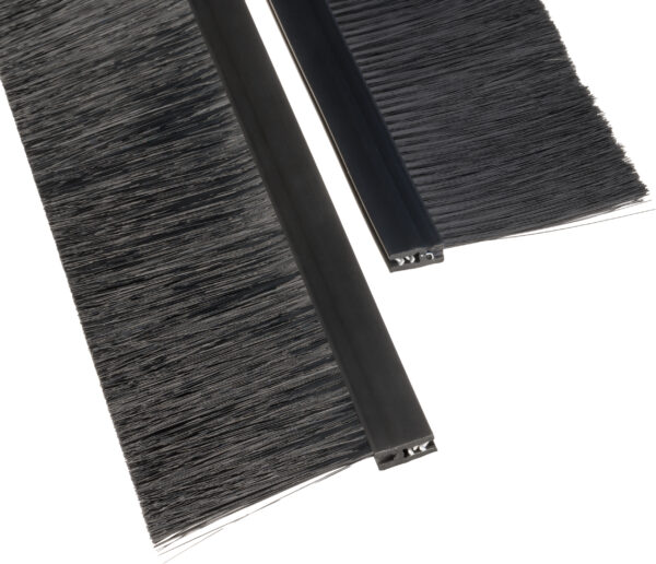 Tre Spazzole Ingresso Cavi per Armadio Rack 380 mm - immagine 4